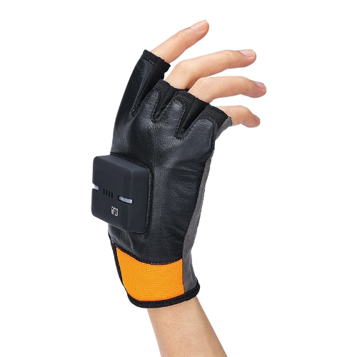 C9 RED GLOVE